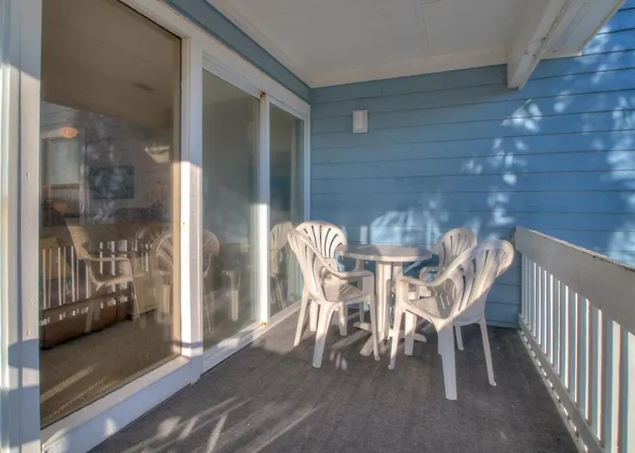 Holiday home Sea Oats C201