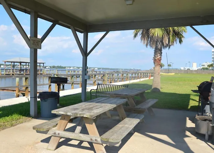 Holiday home Sea Oats C201